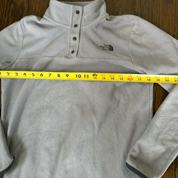 The North Face Pullover Womens Small Gray 1/4 Button Fleece Outdoors Hiking - Picture 4 of 6